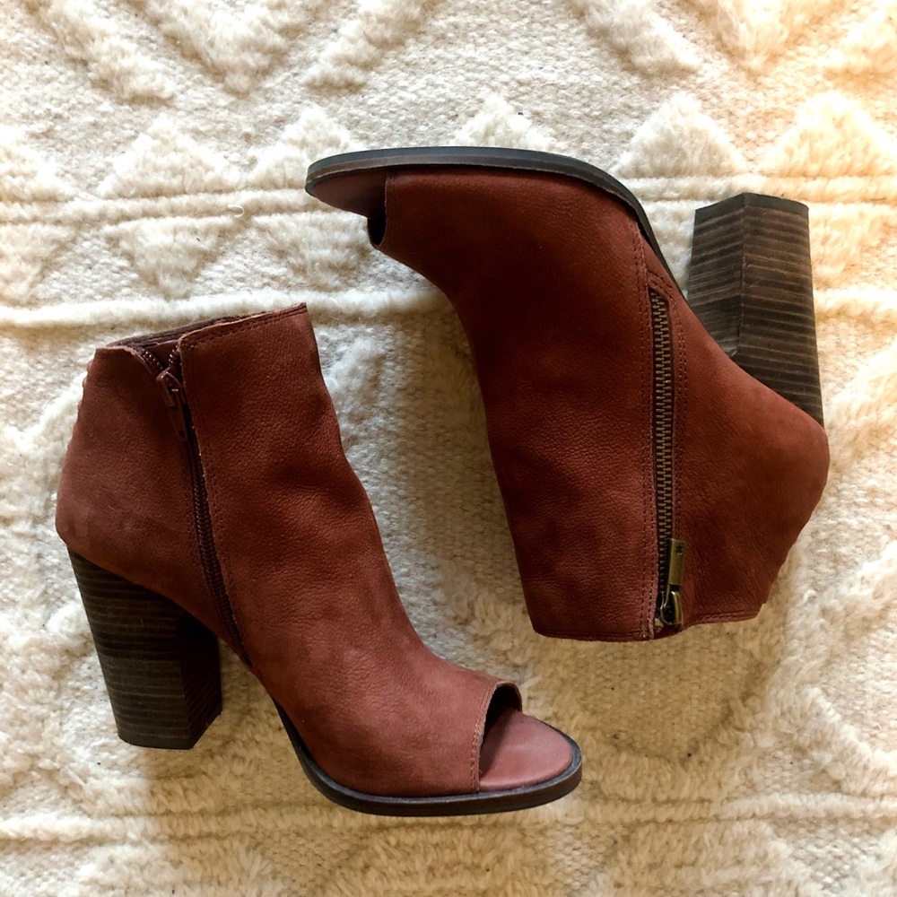 Lucky Brand Ankle Booties